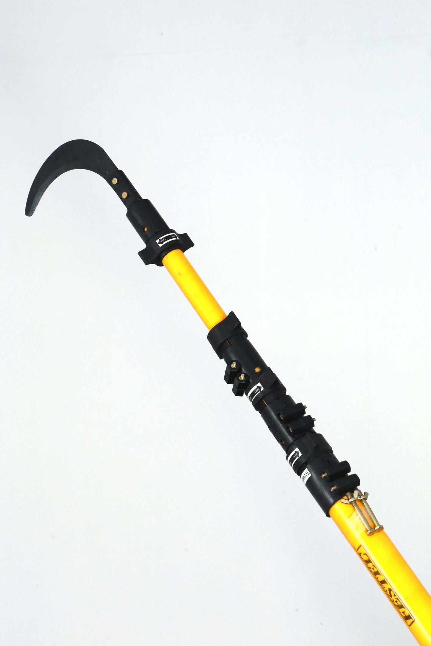 Paratis 24 Ft Telescopic Pole Coconut Picker Action
